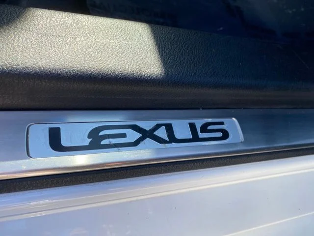 Used 2015 White Lexus 350 image 43