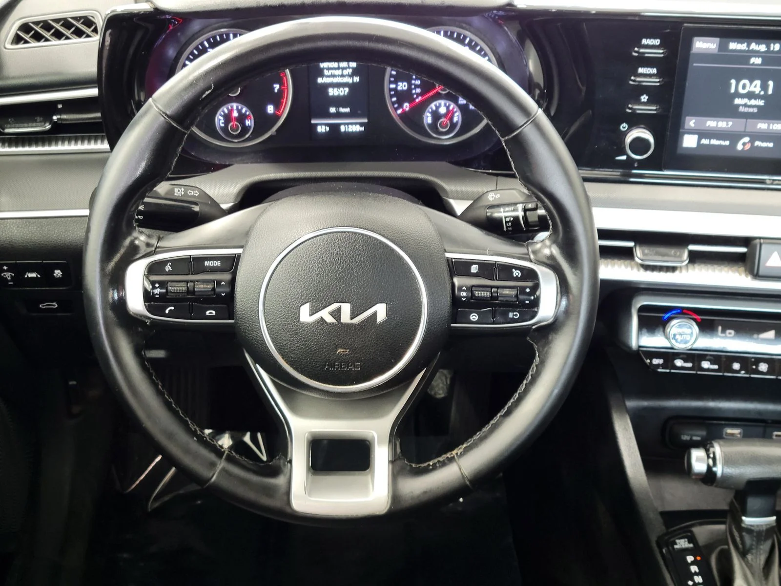 Certified Used 2022 Silver Kia LXS image 26