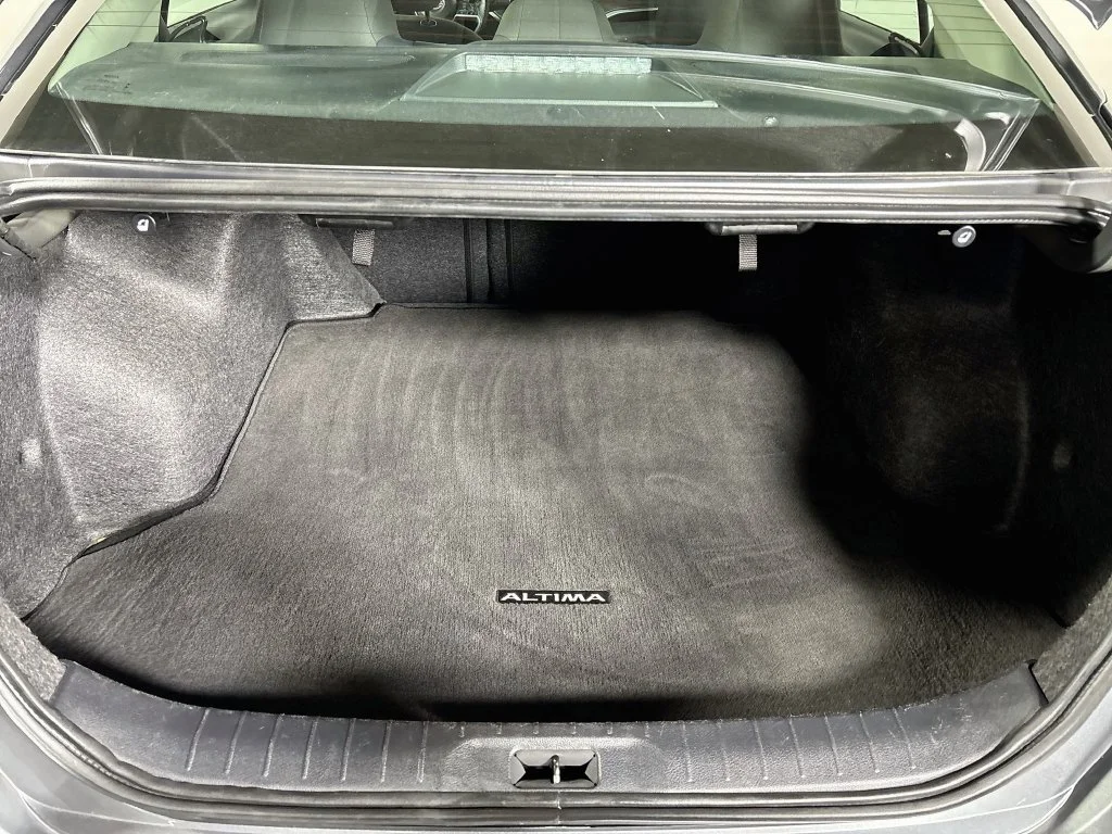 Used 2025 Gray Nissan 2.5 SV image 20