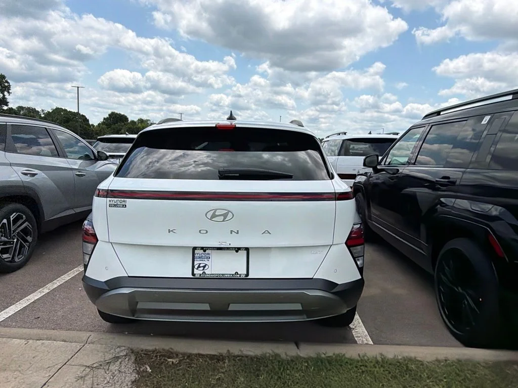 New 2026 Atlas White Hyundai Limited image 4