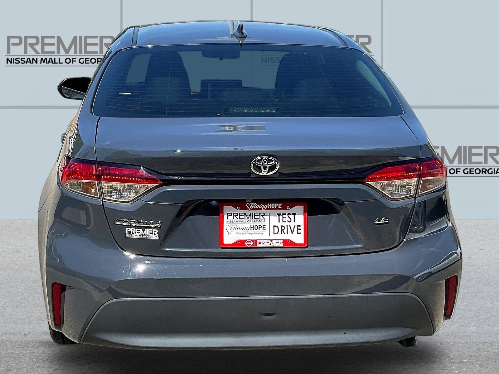 Used 2024  Toyota LE image 6