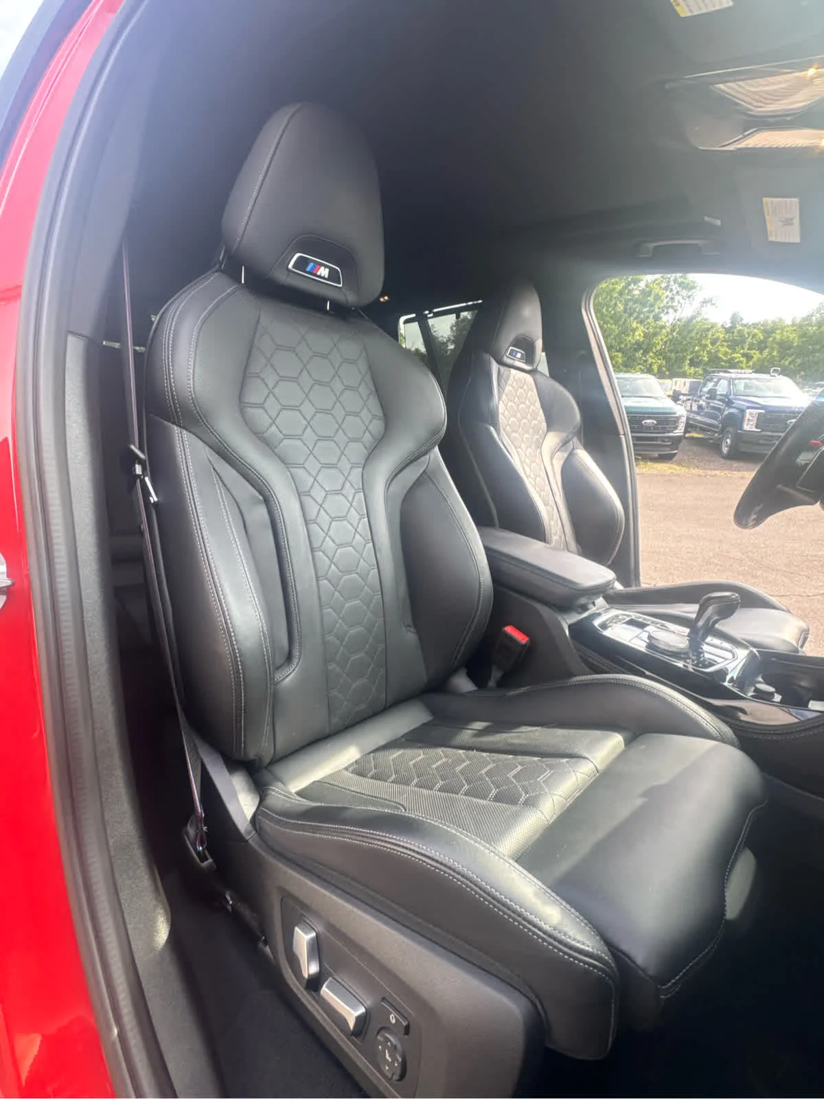 Used 2023 Orange BMW  image 18