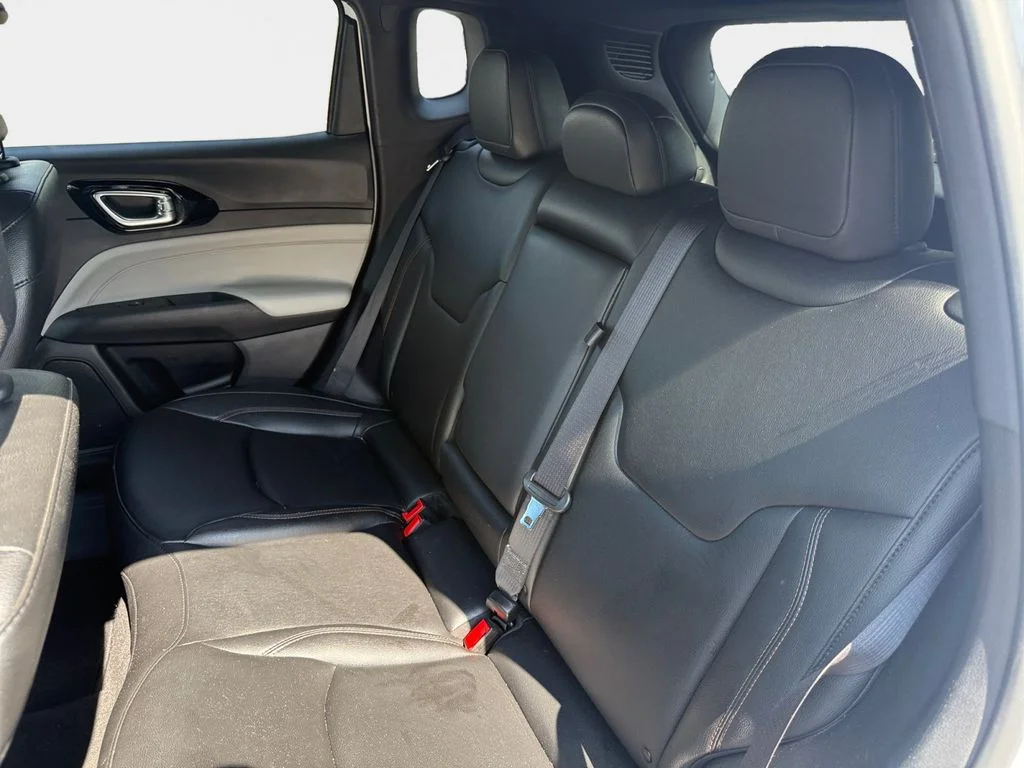 Used 2024 White Jeep Limited image 9