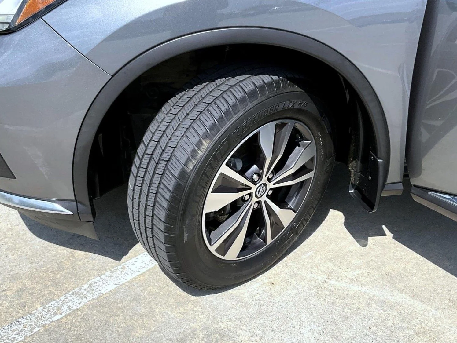 Used 2020 Gray Nissan SV image 24