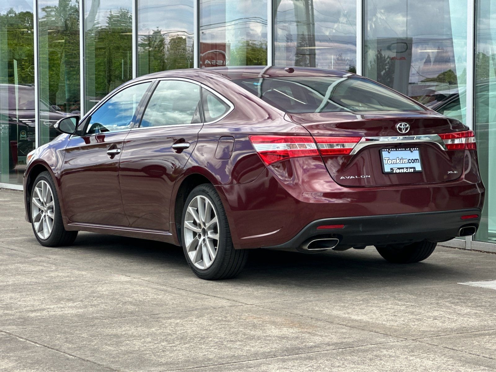 Used 2015 Mica Toyota XLE Touring image 5