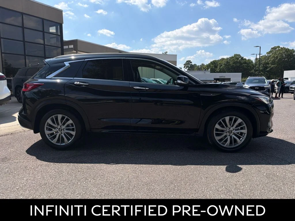 Certified Used 2023 Black Obsidian INFINITI LUXE image 13