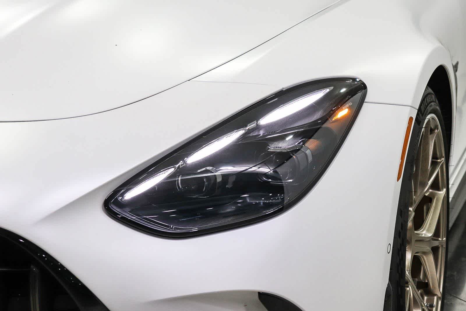 New 2026 MANUFAKTUR opalite white magno Mercedes-Benz AMG® GT 63 image 7