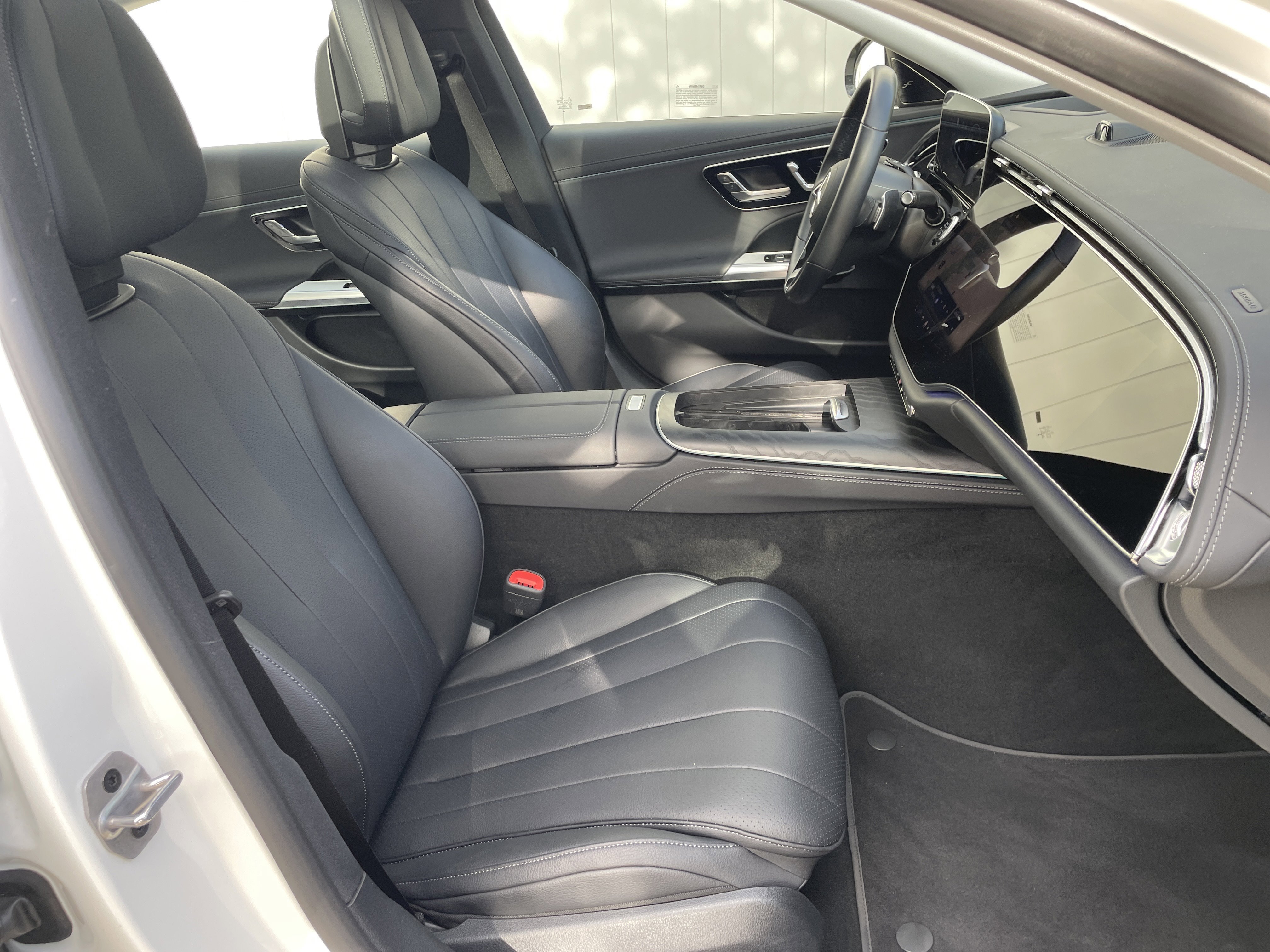 Certified Used 2025 Polar White Mercedes-Benz E 350 RWD Sedan image 50