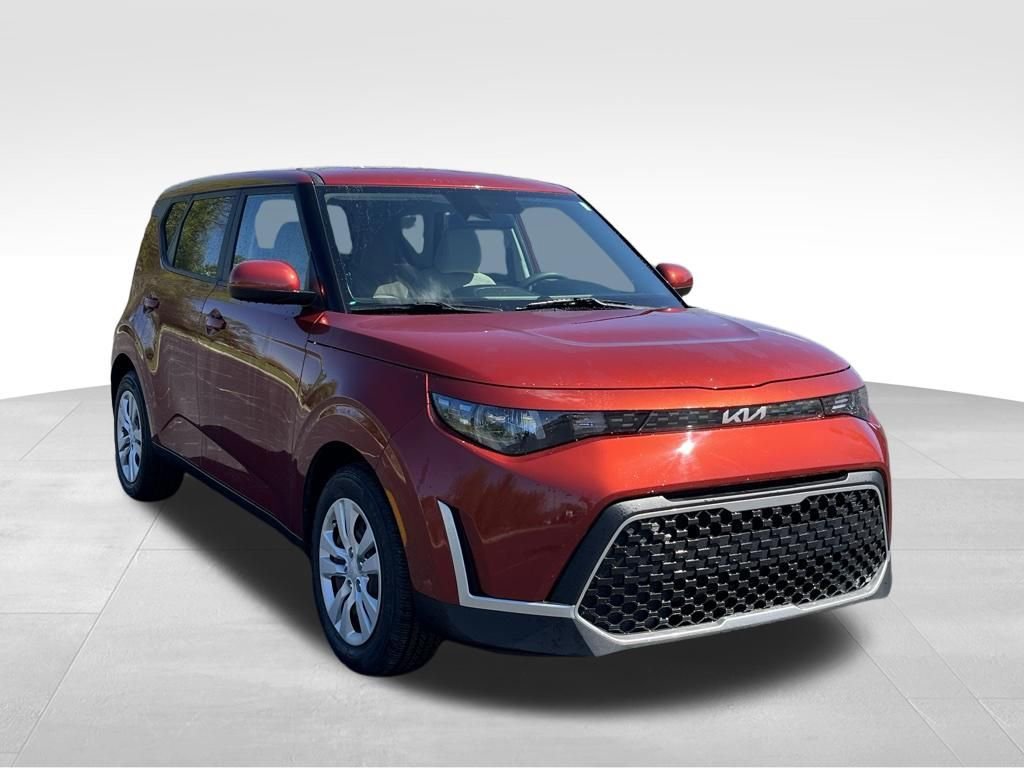 2023 Kia Soul 2.0L LX IVT's photo