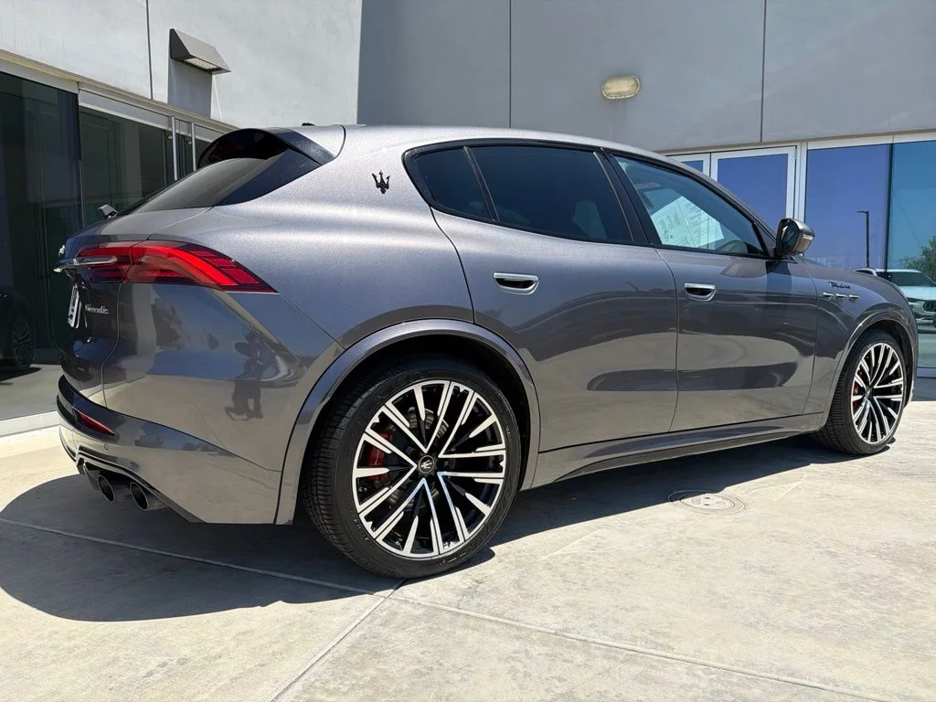 Certified Used 2023 Grigio Lava Metallic Maserati Modena image 6