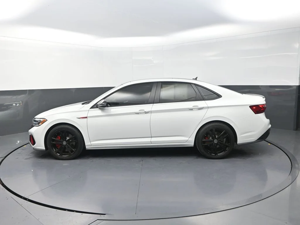 Used 2022  Volkswagen 2.0T Autobahn image 6