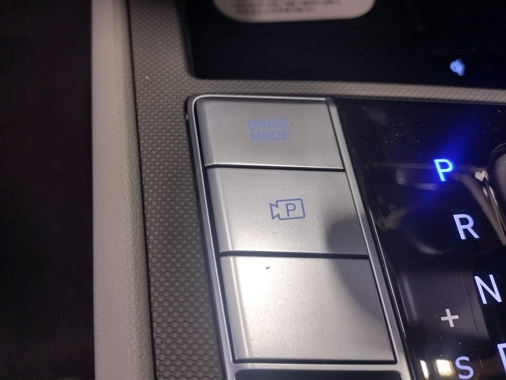 Used 2026 Gray Hyundai SEL Sport image 28