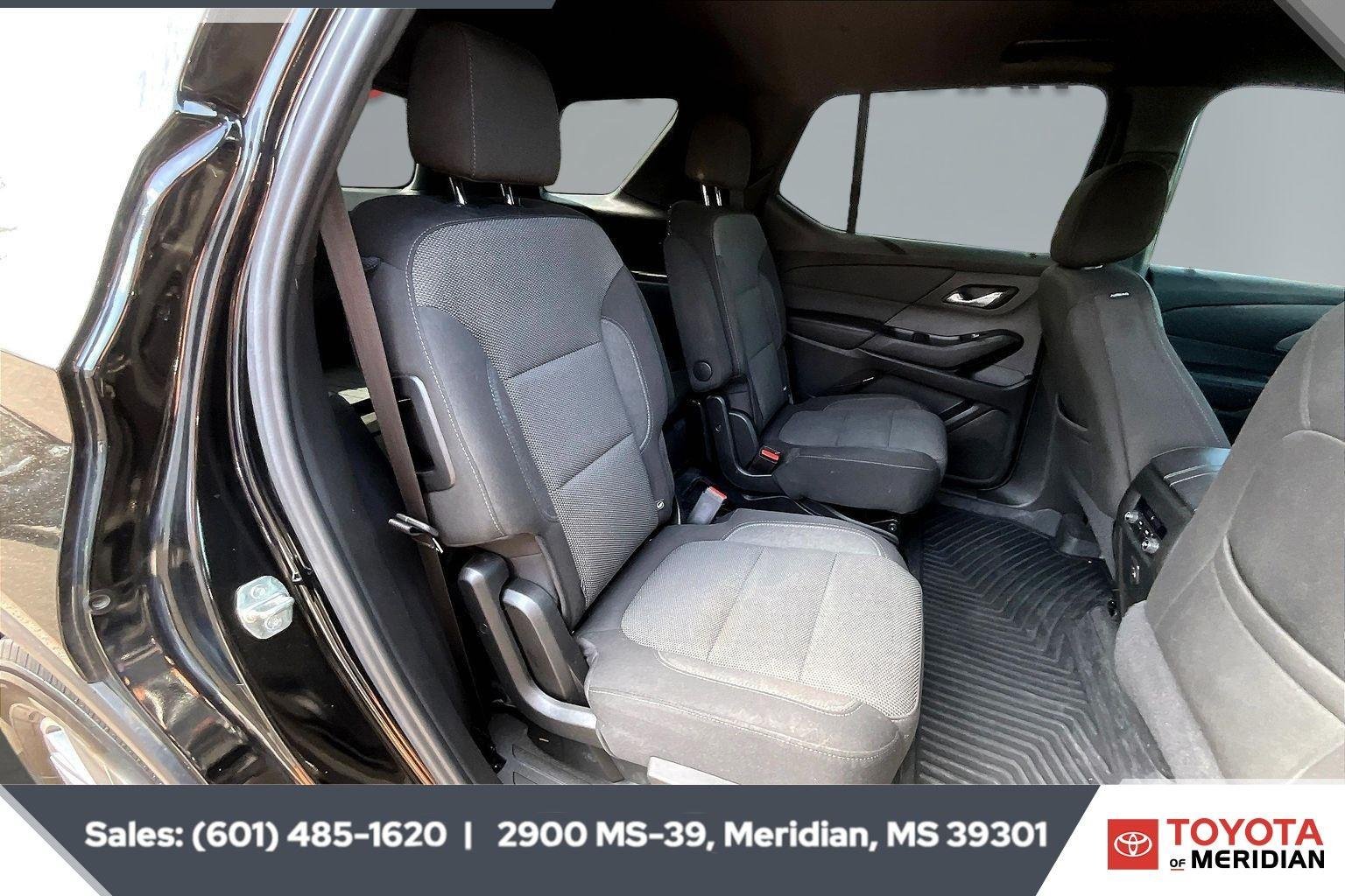 Used 2023 Mosaic Black Metallic Chevrolet LT Cloth image 20
