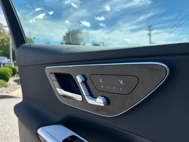 New 2027 Obsidian Black Metallic Mercedes-Benz GLC 300 image 12
