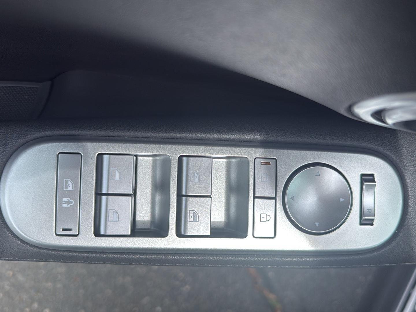 New 2026 Ecotronic Gray Pearl Hyundai SEL AWD image 18