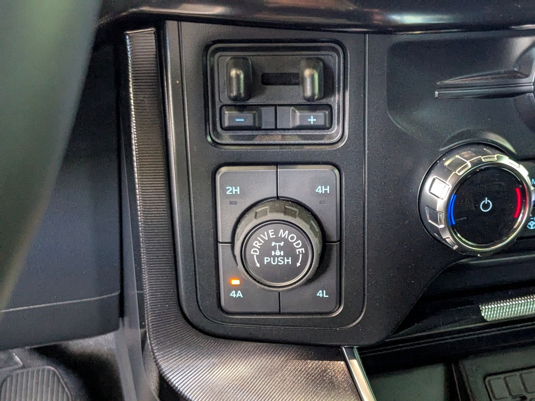 Used 2024 Green Ford Raptor image 18