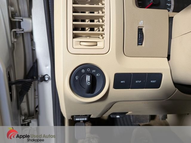 Used 2012 Gold Ford XLT image 24
