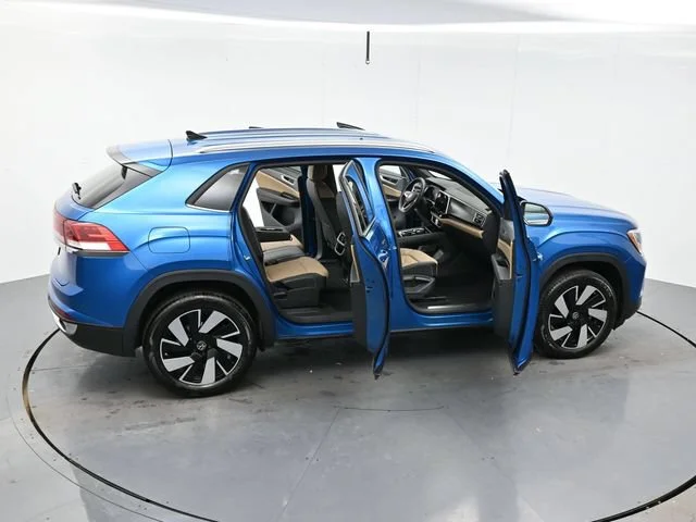 Used 2024 Blue Volkswagen 2.0T SE w/Technology image 44