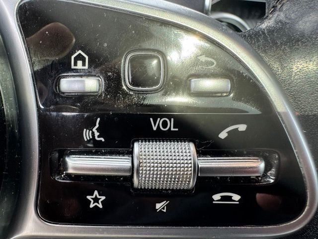 Used 2020 Iridium Silver Metallic Mercedes-Benz GLC 300 image 5