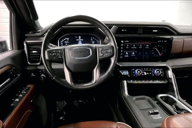 Used 2024 Onyx Black GMC Denali Ultimate image 6