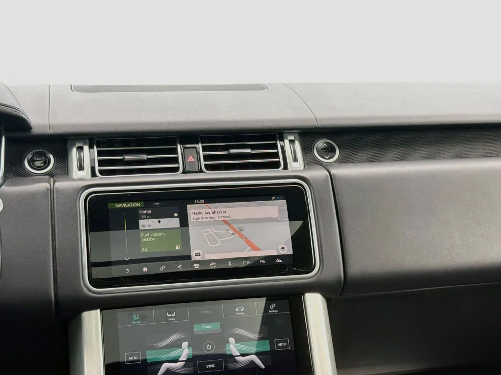 Used 2020 Black Land Rover HSE image 27