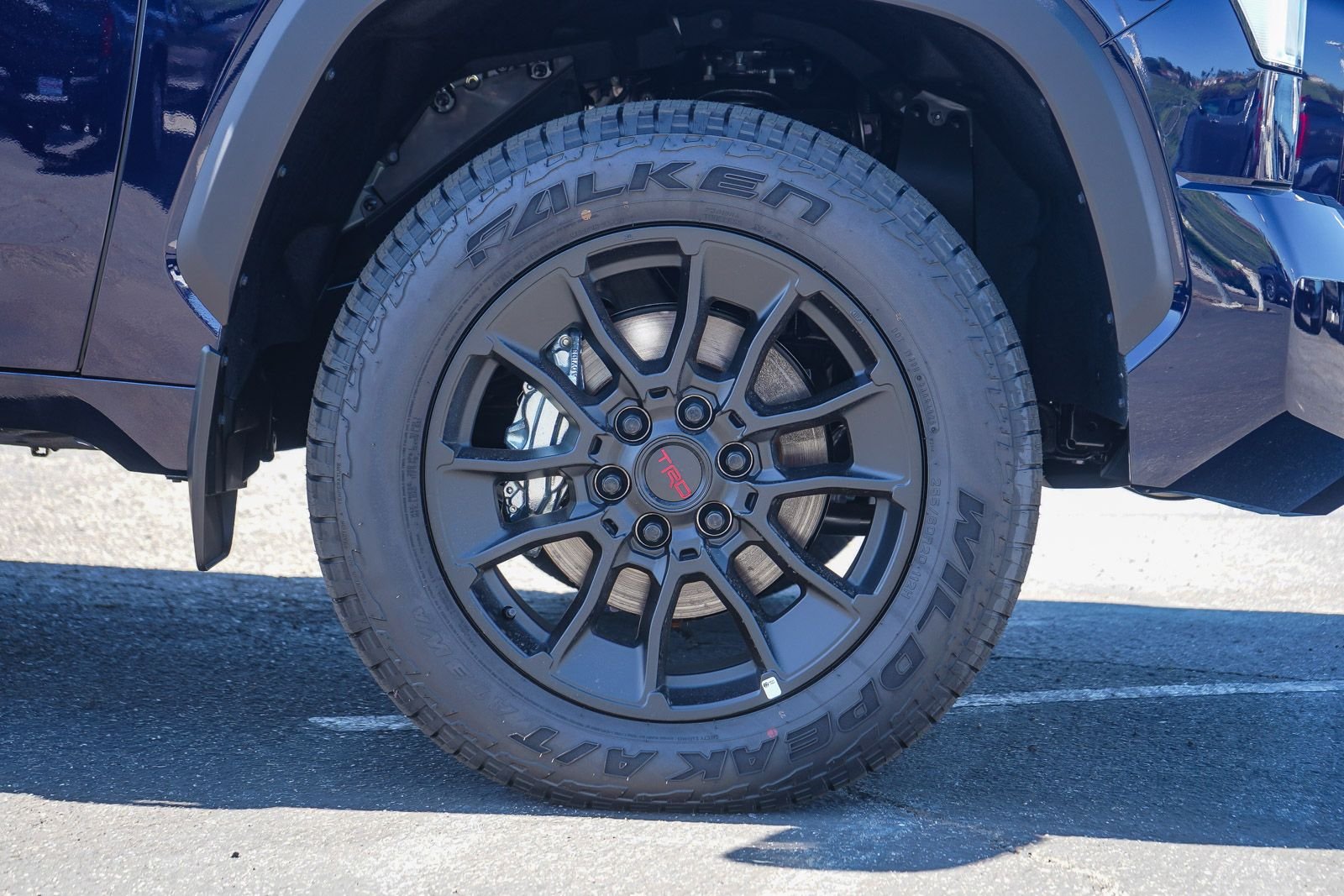 2026 Toyota Tundra Limited - Photo 9
