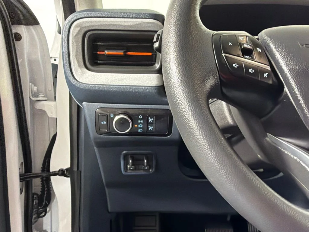 Used 2024 White Ford XLT image 14