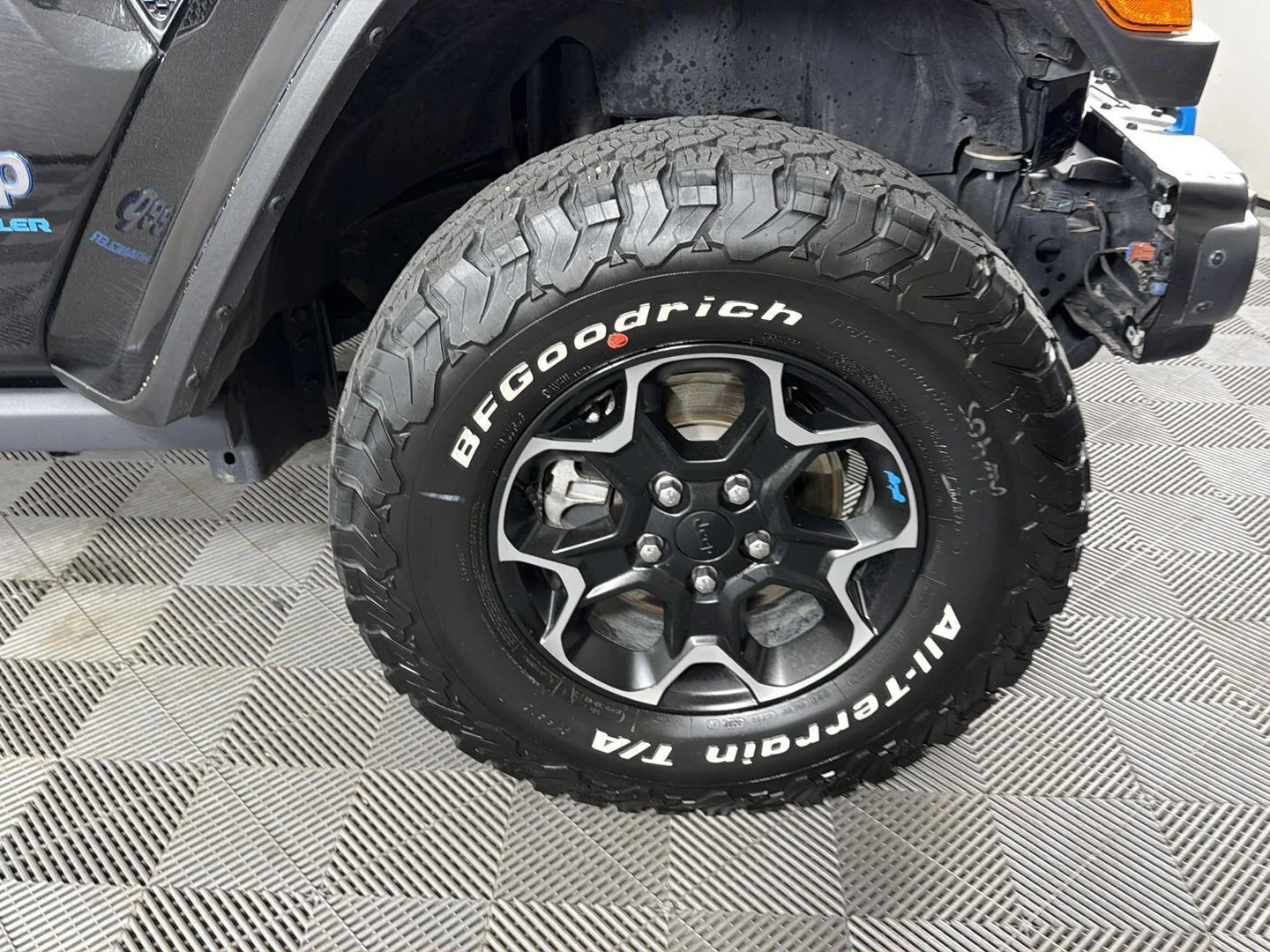 Used 2023 Black Clearcoat Jeep Rubicon image 16