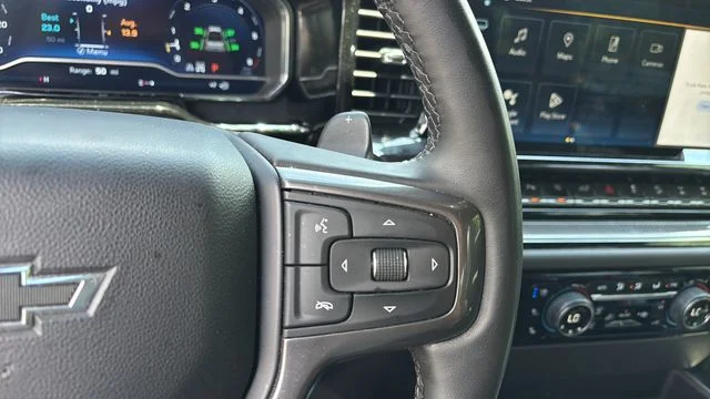 Used 2023 Black Chevrolet ZR2 image 22