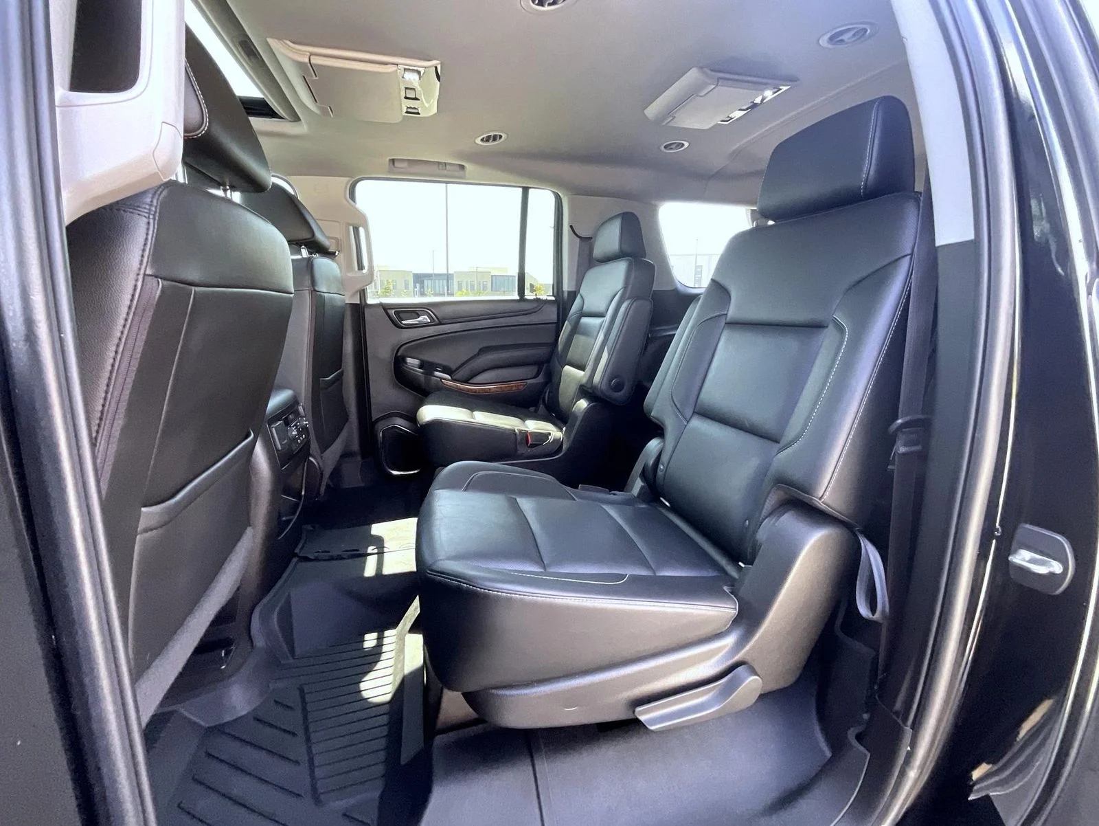 Used 2017 Black Chevrolet Premier image 19