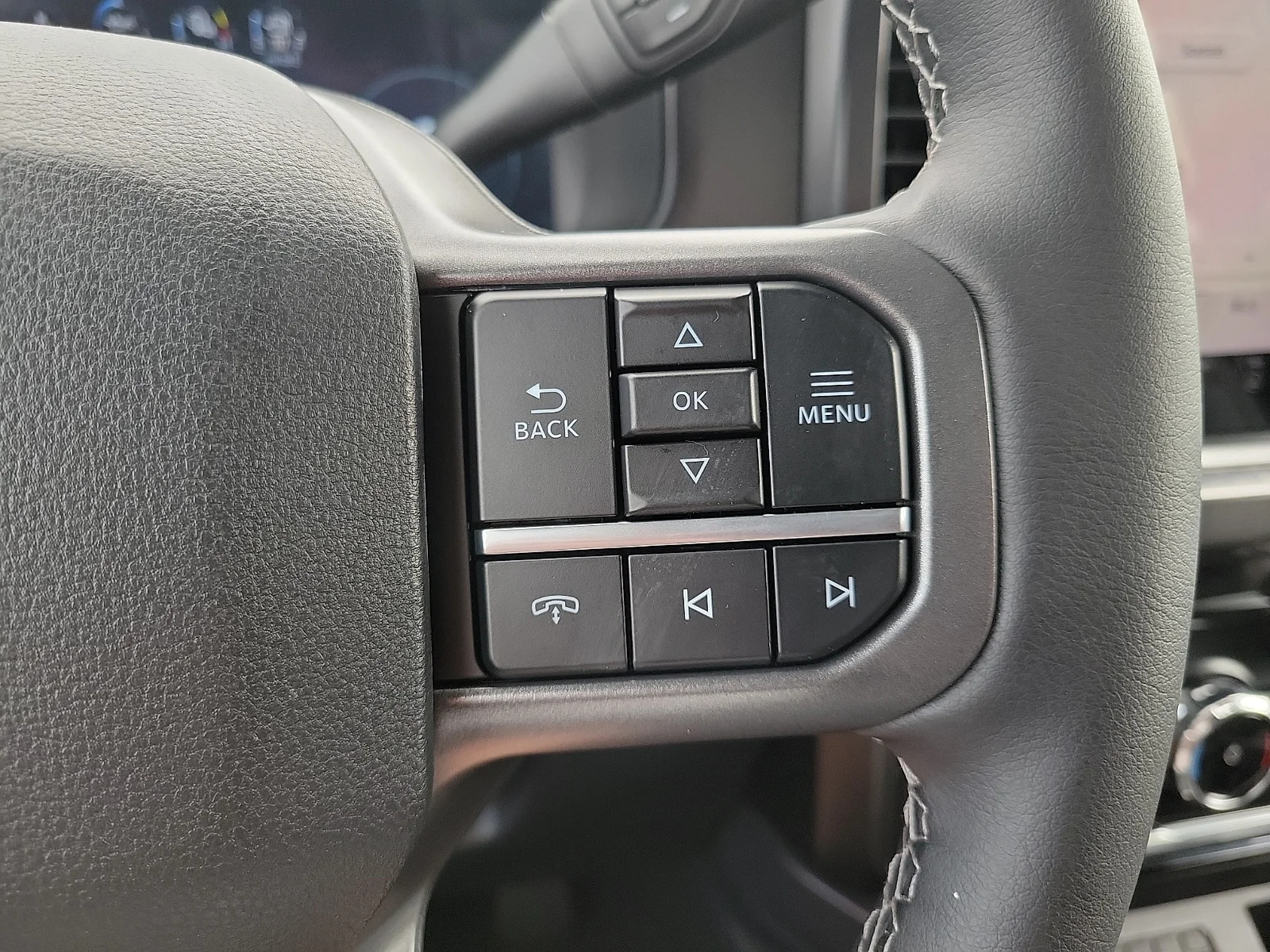 New 2026 Glacier Gray Metallic Tri-Coat Ford F-250&reg; Lariat&reg; image 19