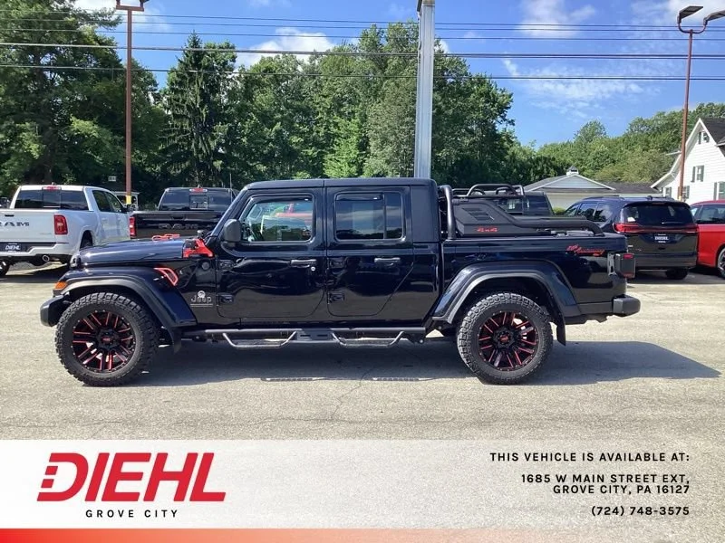 Used 2021 Black Jeep 80th Anniversary 4x4 image 4
