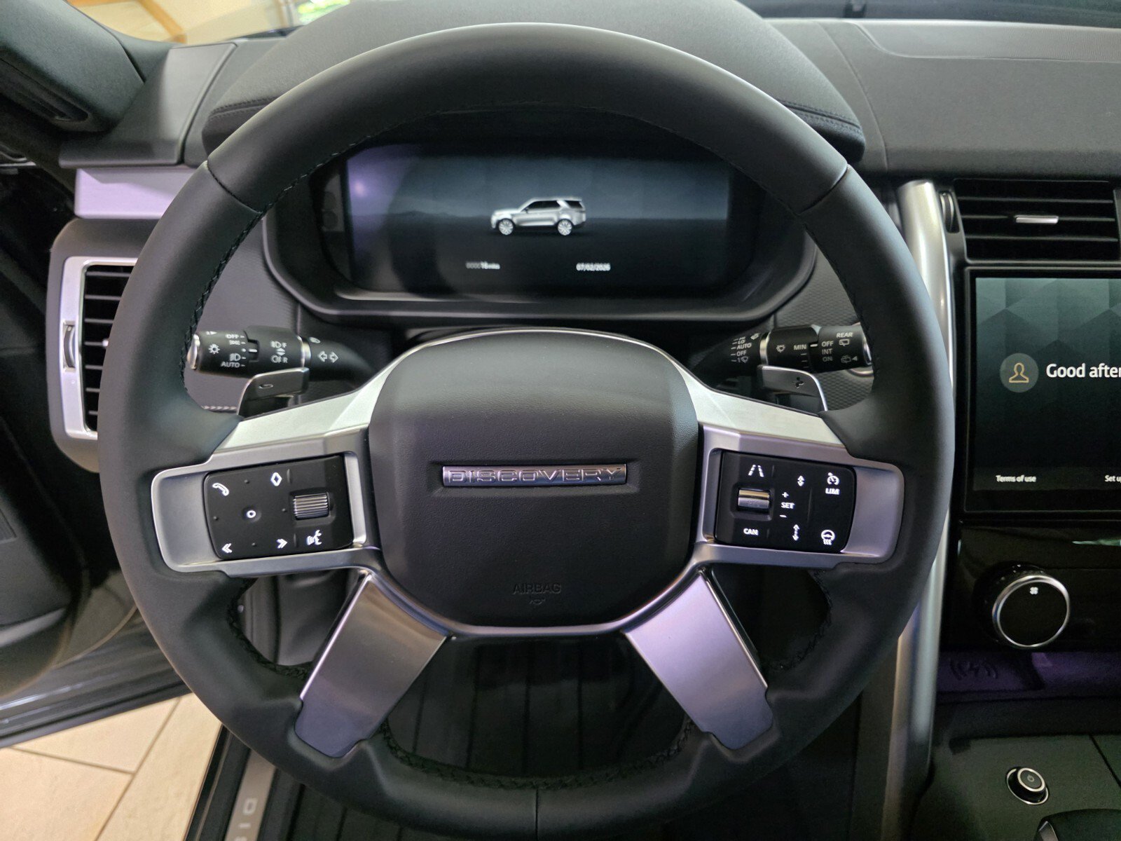 New 2026 Carpathian Grey Land Rover Dynamic SE image 15