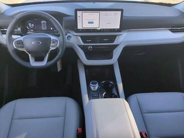 2026 Ford Explorer Active - Photo 15