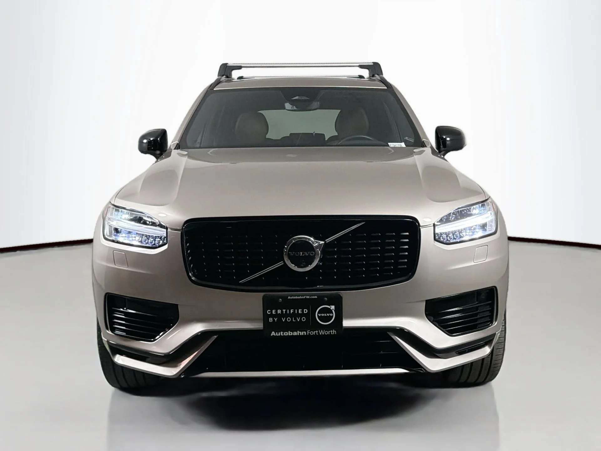 Certified Used 2023 Bright Dusk Volvo Plus image 2