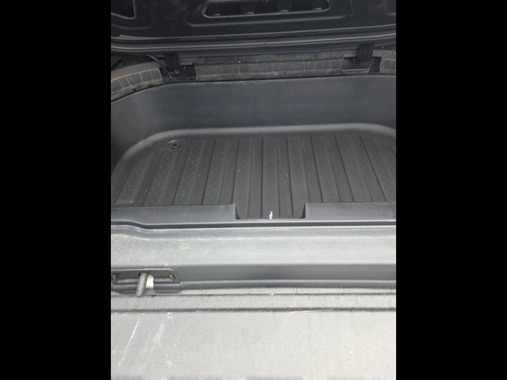 Used 2023 White Hyundai SEL Premium image 9