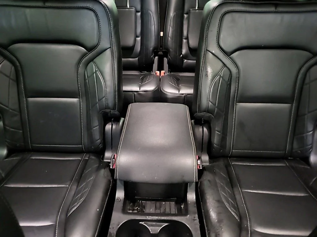 Used 2018 Black Ford Platinum image 5