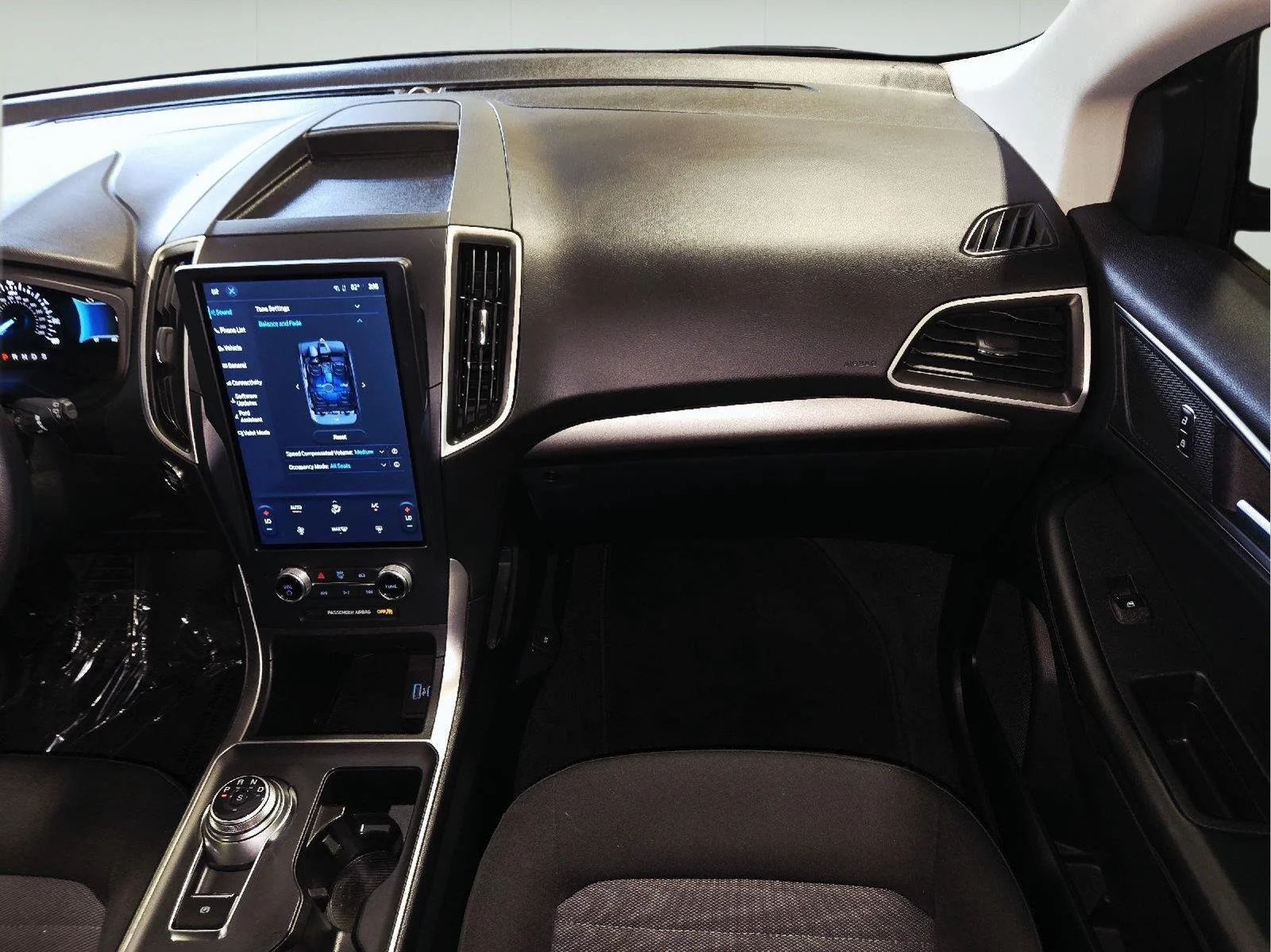 Used 2023 Agate Black Ford SE image 50