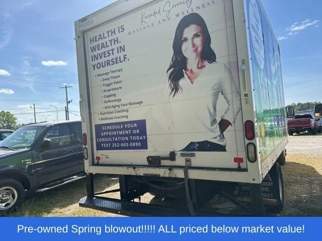 Used 2017 White Ford XL image 5