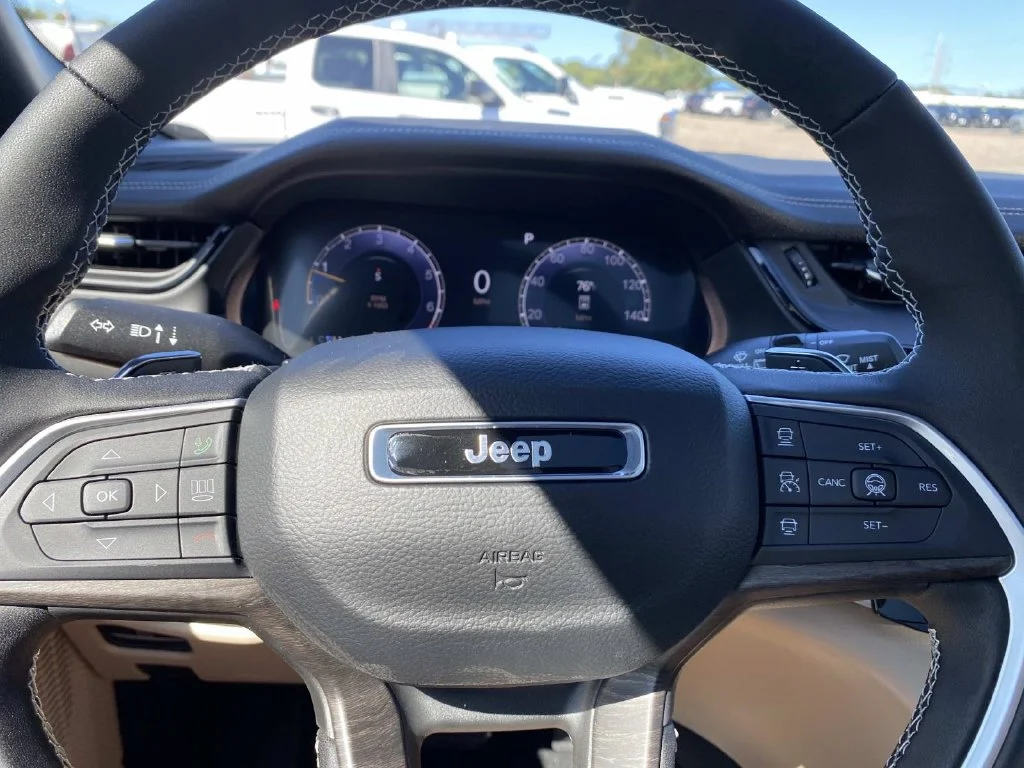 New 2027 Blue Jeep Limited Reserve image 14