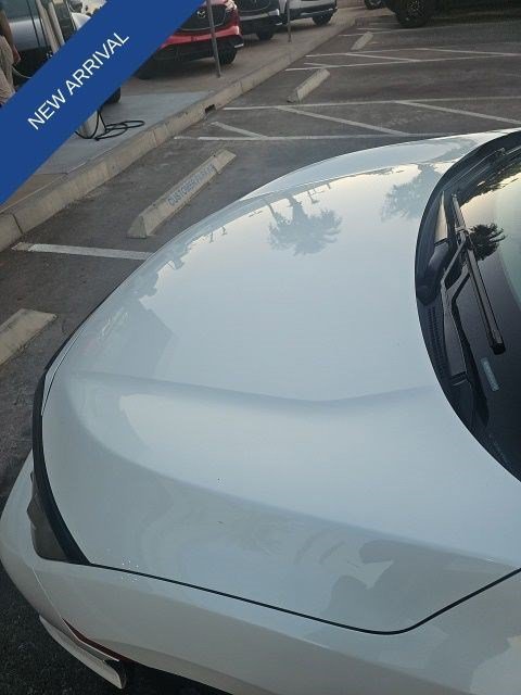 Used 2018 Taffeta White Honda LX image 19