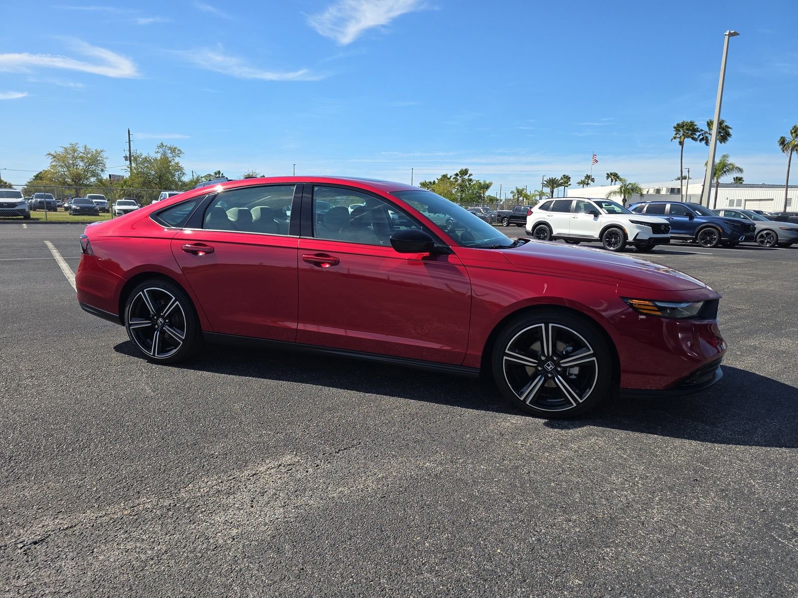 New 2026 Red Honda SE image 2