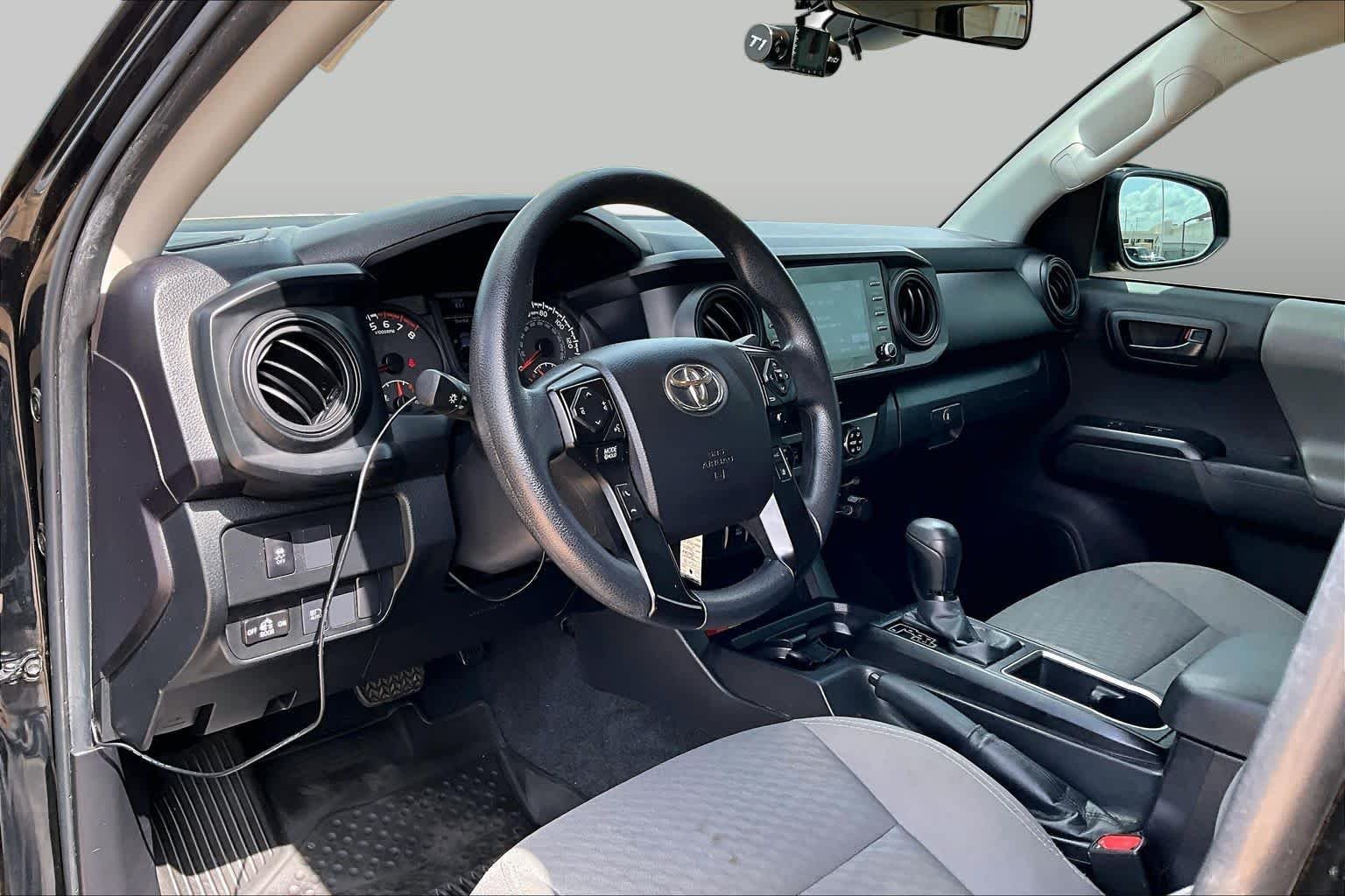 Used 2022 Midnight Black Metallic Toyota SR image 16
