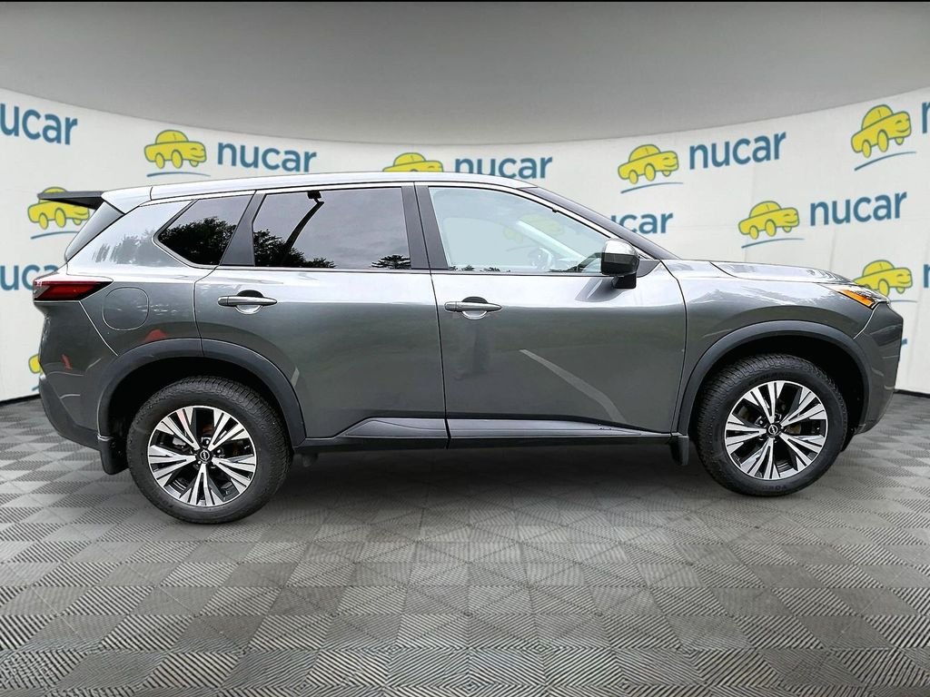 Used 2023 Gray Nissan SV image 7