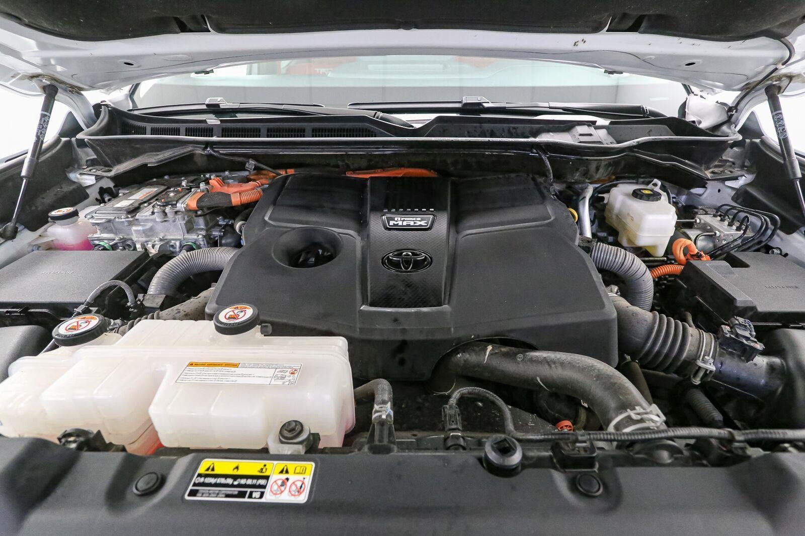 Used 2025 Ice Cap Toyota TRD Pro HV image 13