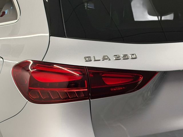 Certified Used 2026 Silver Mercedes-Benz GLA 250 image 10