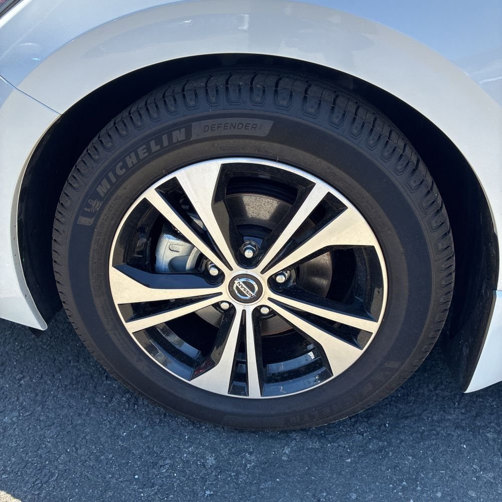 Used 2023 White Nissan SV image 6