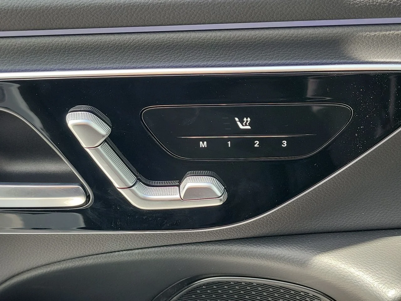 2026 Mercedes-Benz E-Class E350 - Photo 27