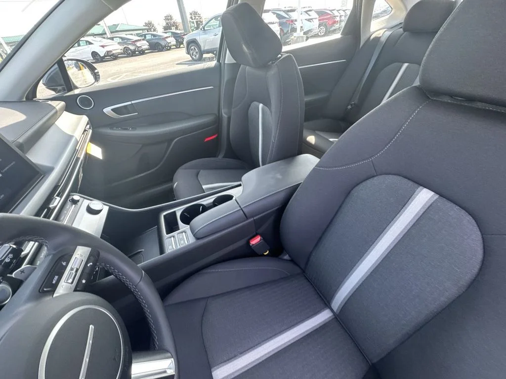 New 2026 Gray Hyundai SEL image 27