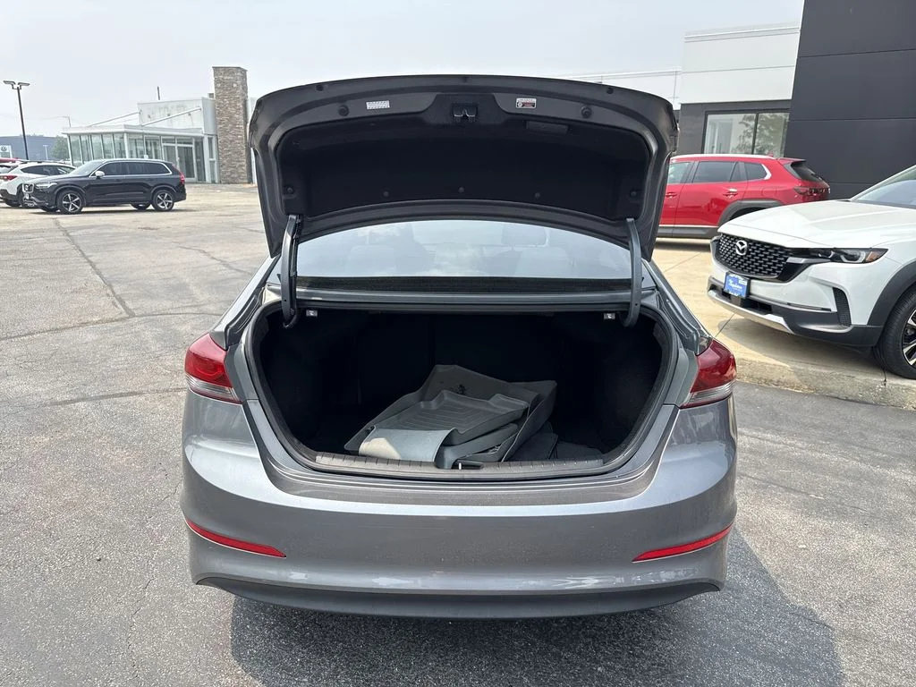 Used 2017 Gray Hyundai SE image 24
